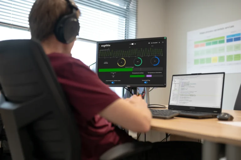 An explitia expert supporting the implementation of AVEVA System Platform.