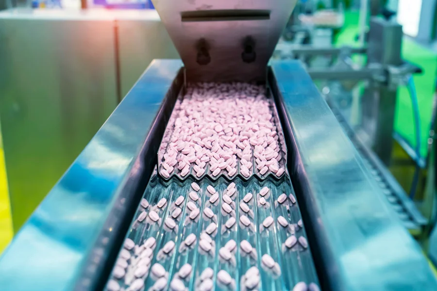 MES for Medical Devices: Features and an ExampleImage: tablet production line